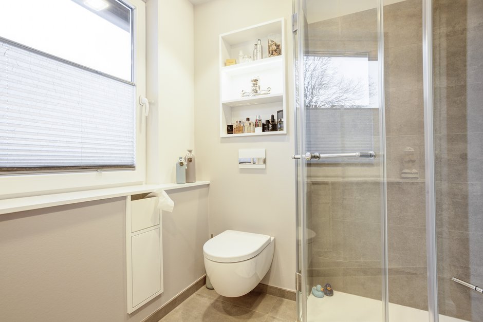 Modernisierung Einfamilienhaus Bad WC Dusche