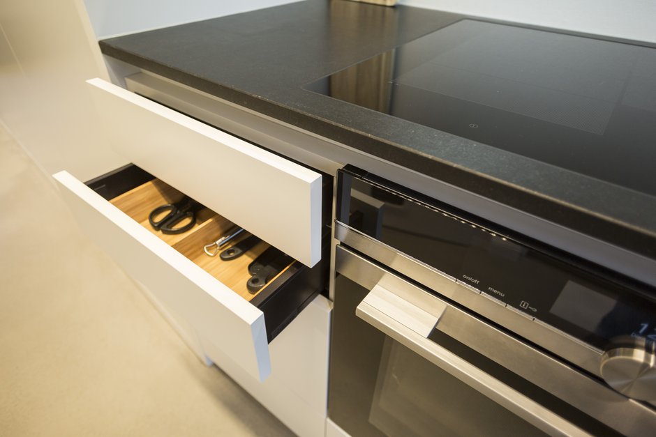 Modernisierung Einfamilienhaus Küche Schrank Schublade