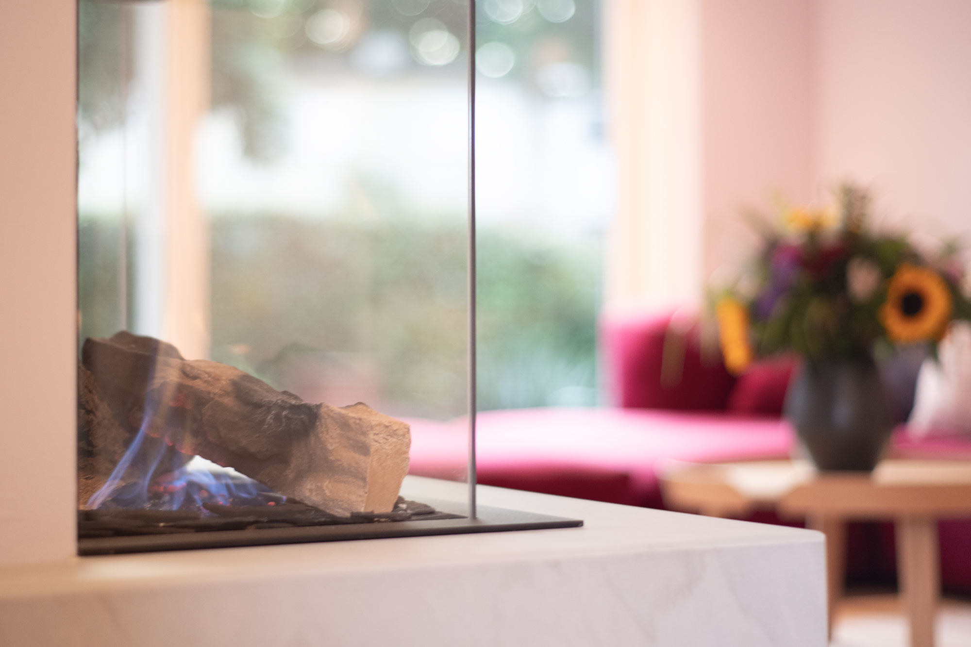 Gaskamin Glas Wohnzimmer Innenarchitektur gemuetlich Hamburg