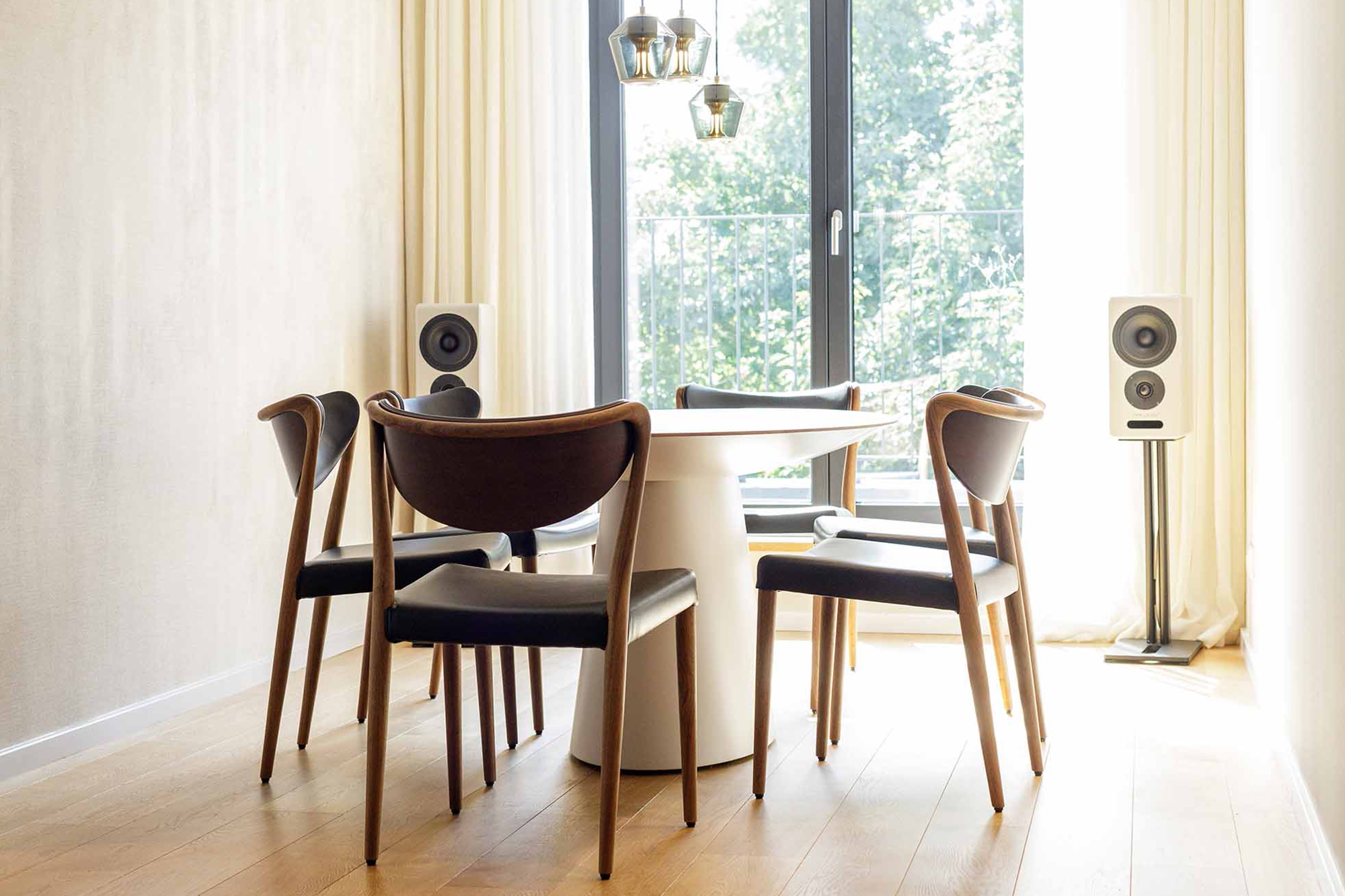 Innenarchitektur Umbau Raumkonzept Uhlenhorst moderner Speisebereich mit Holzmoebeln